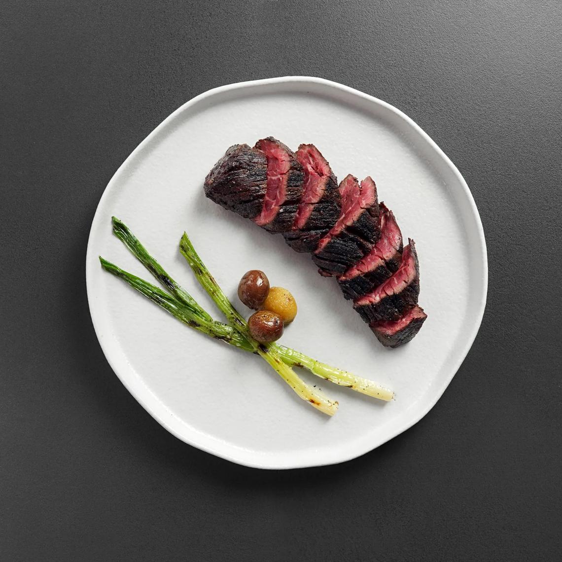 TENDERLOIN　YOU PAY Choice Center Cut Beef Tenderloin Filet, 6ozÂ | Chefs' Warehouse